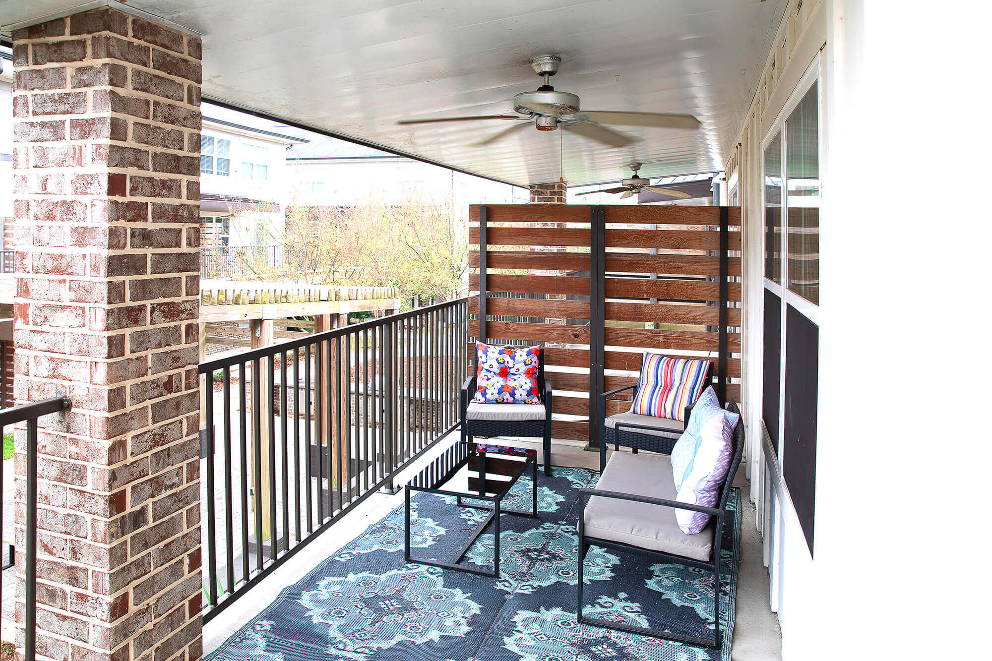 Wildwood Baton Rouge LSU Off-Campus Apartments Furnished Balcony